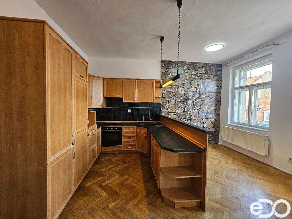 Byt 2+kk · 73 m² · Husinecká, Praha Žižkov - 4