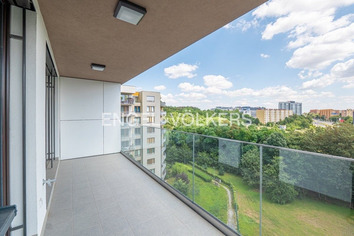 Pronájem byt 2+kk - K Červenému vrchu, Praha, 54 m²