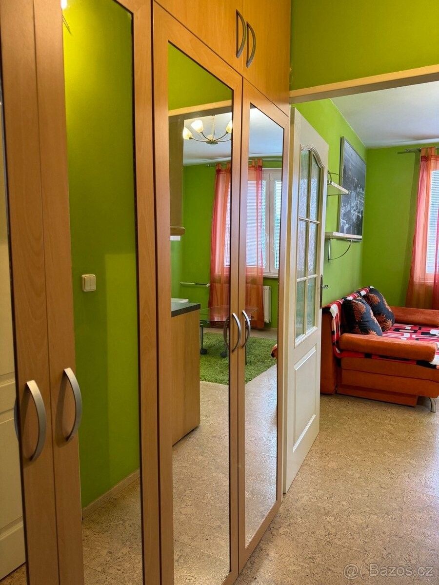 Pronájem byt - Karlovy Vary, 360 04