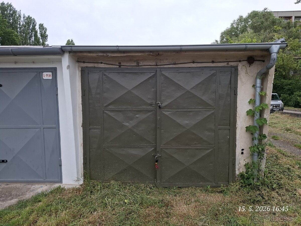Garáže, Hodonín, 695 01 - 1