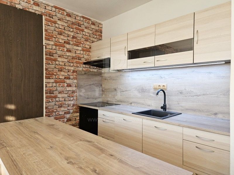 Pronájem byt 1+kk - Okrouhlá, Brno, 32 m²