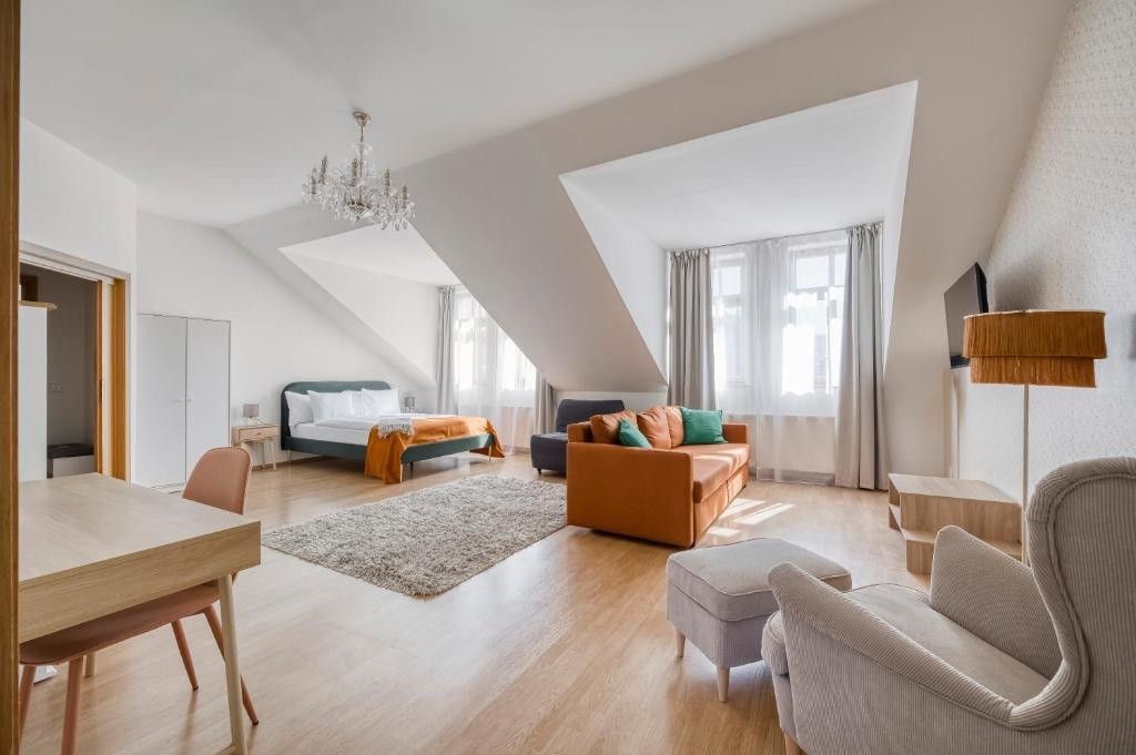 Byty, Karlovy Vary, 360 01 - 2