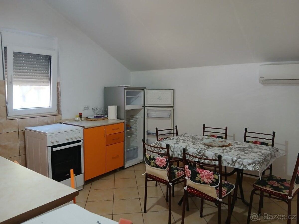 Prodej rodinný dům - 987 66, Zahraničí - 5
