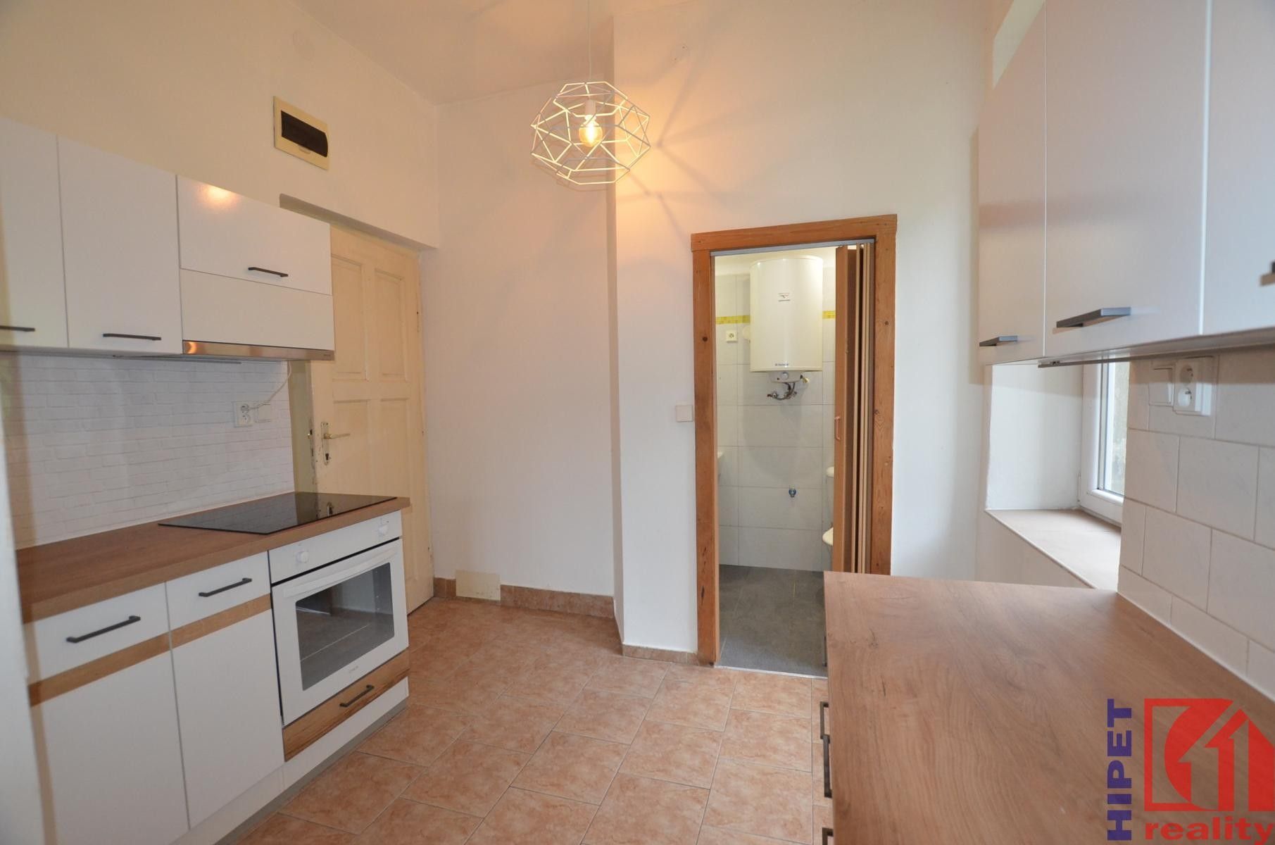 2+1, Temný Důl, Horní Maršov, 46 m²