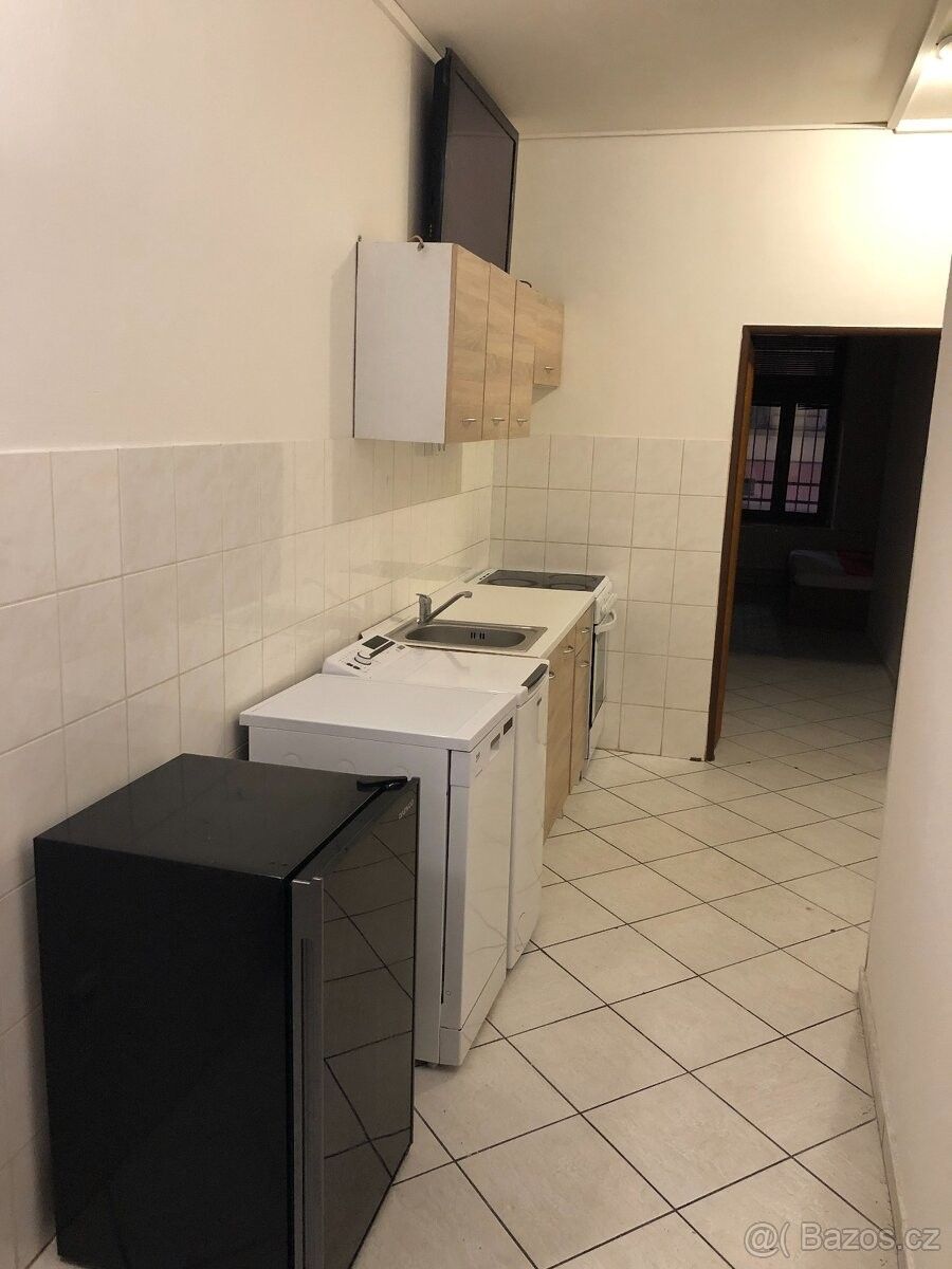 Pronájem byt - Praha, 150 00