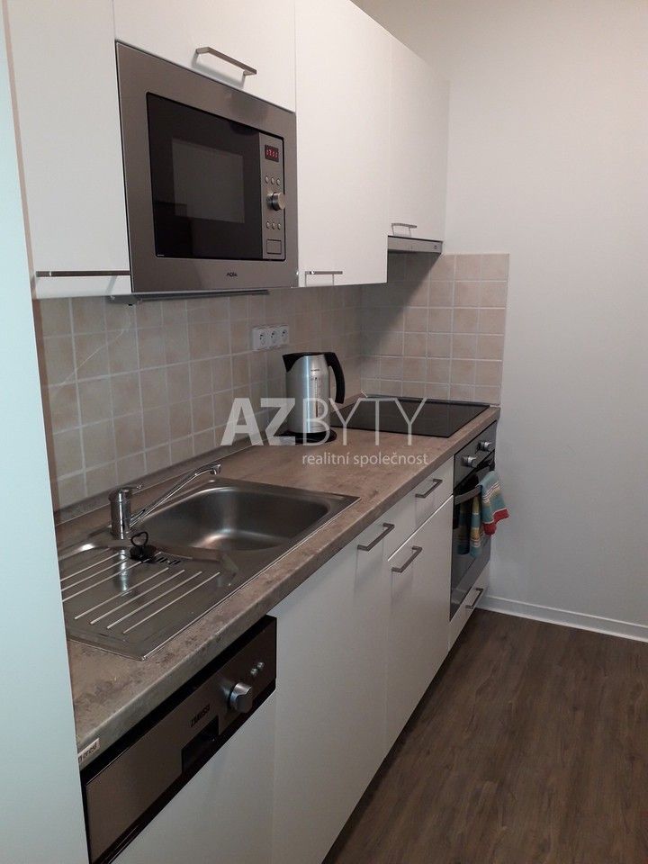 Byt 2+kk · 46 m² · Vlastina, Praha - 4