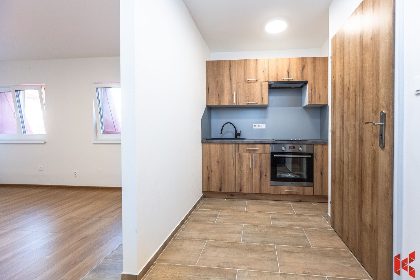 Pronájem byt 1+kk - Na Zlíchově, Praha Hlubočepy, 33 m² - 5