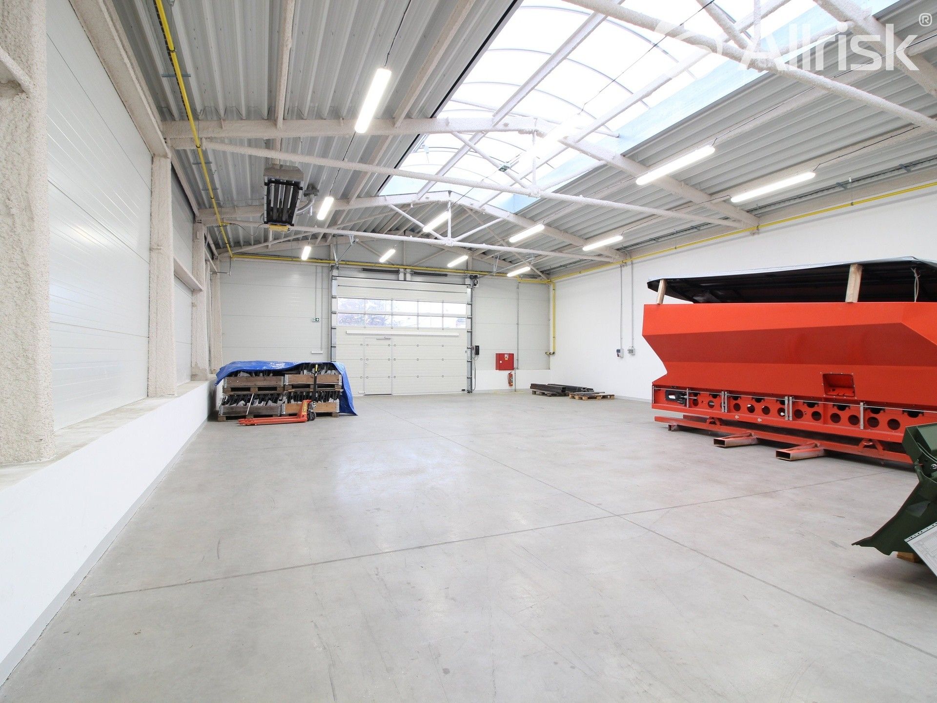 Pronájem výrobní prostory - Brno, 717 m²