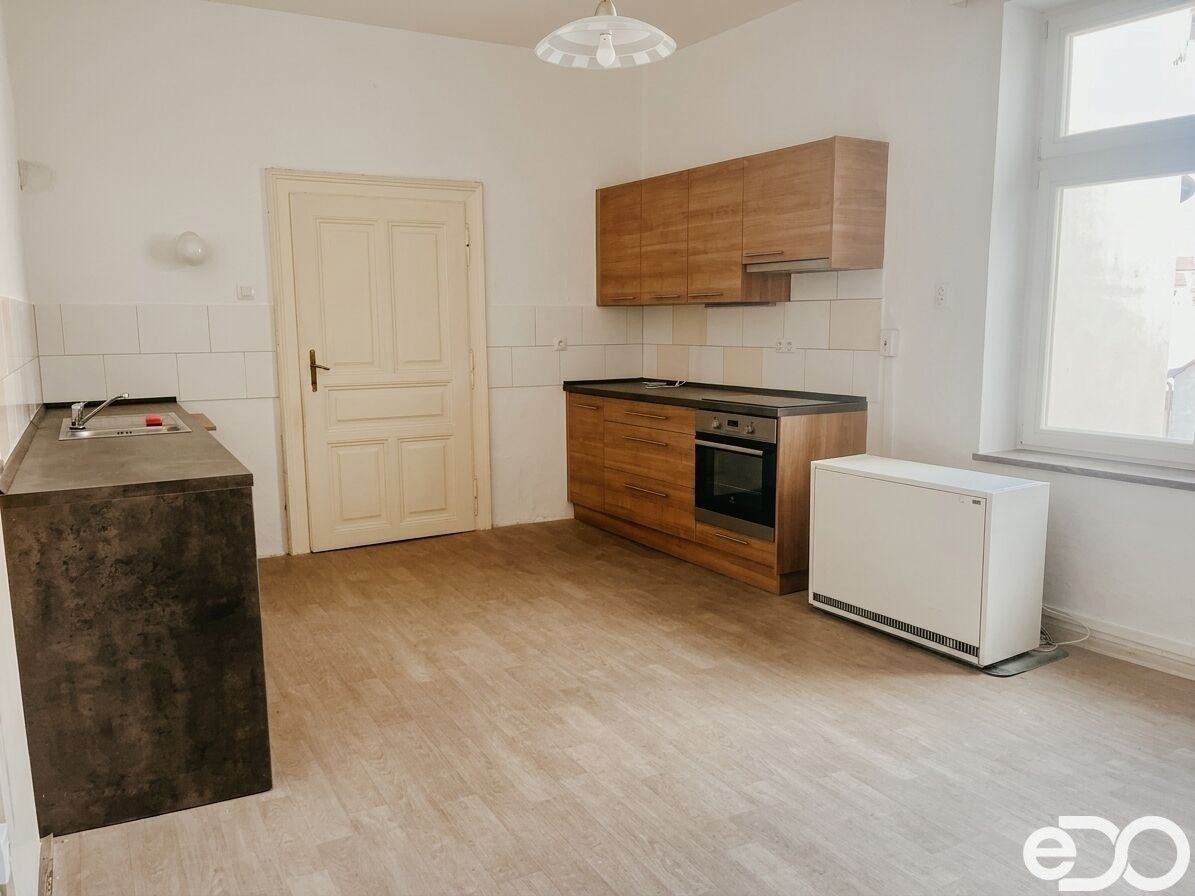 2+1, nám. Míru, Jindřichův Hradec I, 97 m² - 2