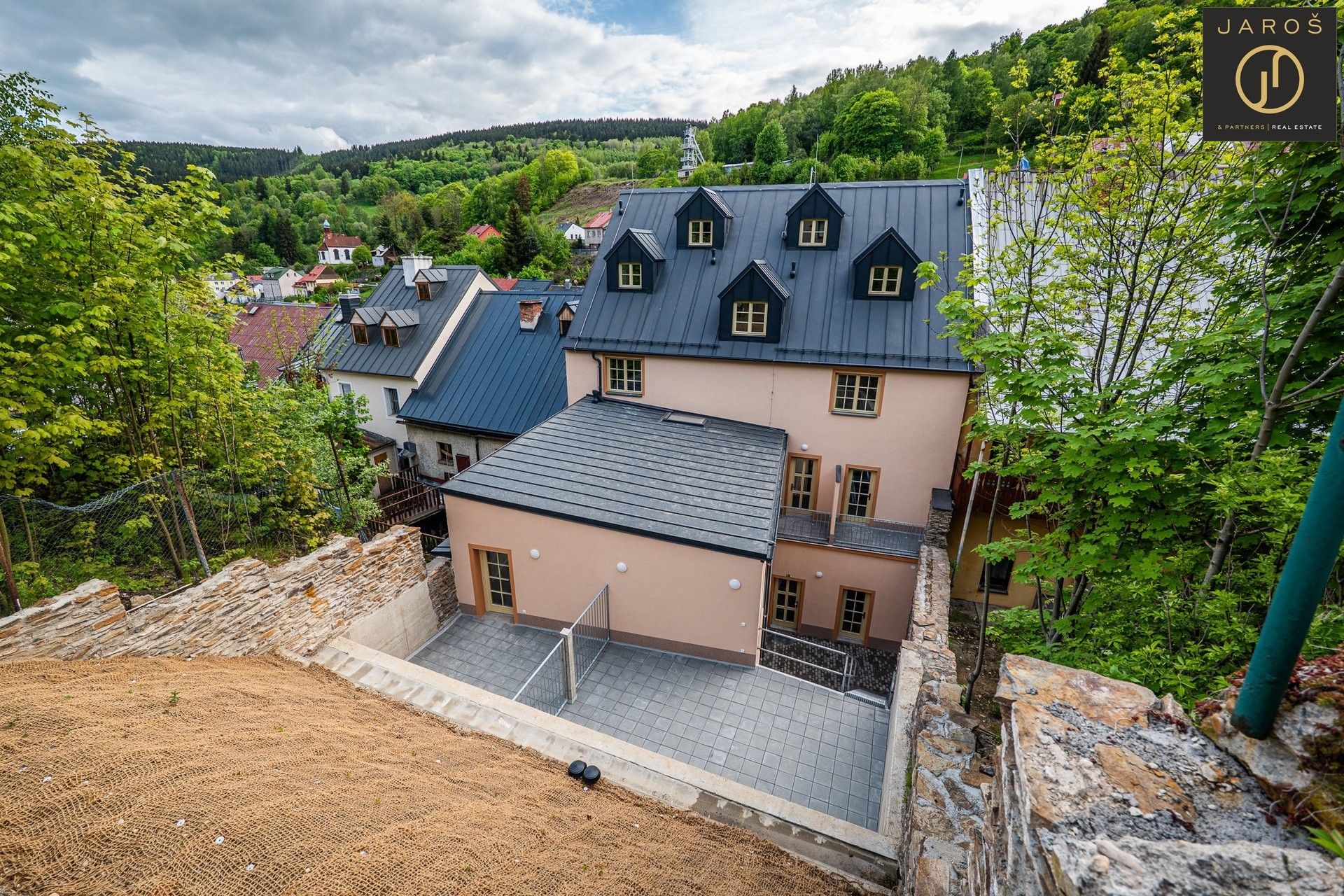 Byt 2+kk · 51 m² · náměstí Republiky 147, Jáchymov - 3