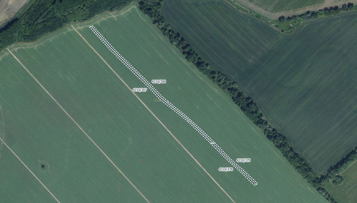 Prodej zemědělský pozemek - Moravská Nová Ves