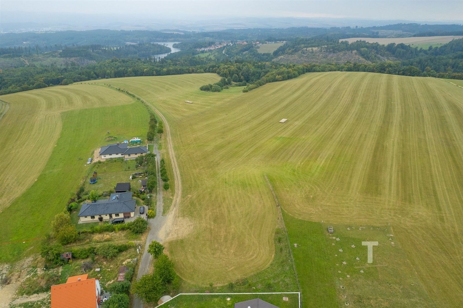 Prodej pozemek pro bydlení - Velenov