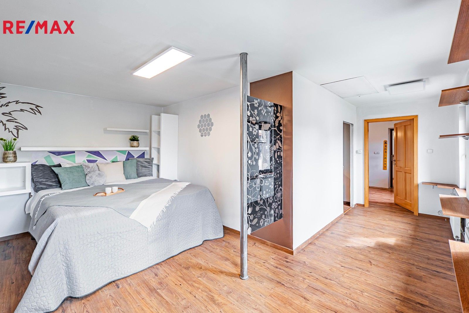 Prodej rodinný dům - 5. května, Byšice, 300 m²