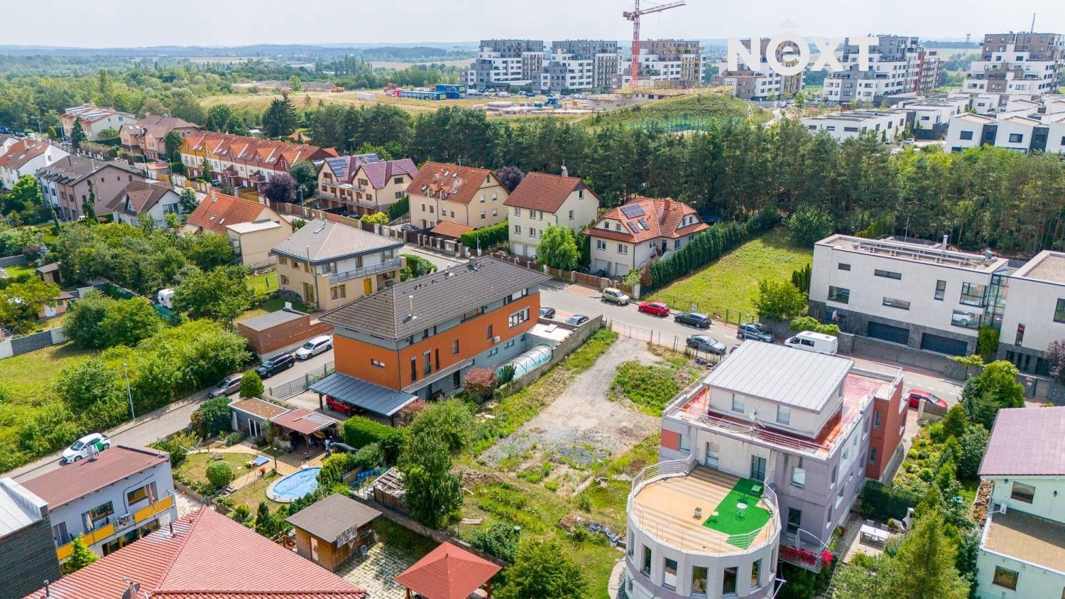 Prodej pozemek pro bydlení - Štěrboholy, Praha