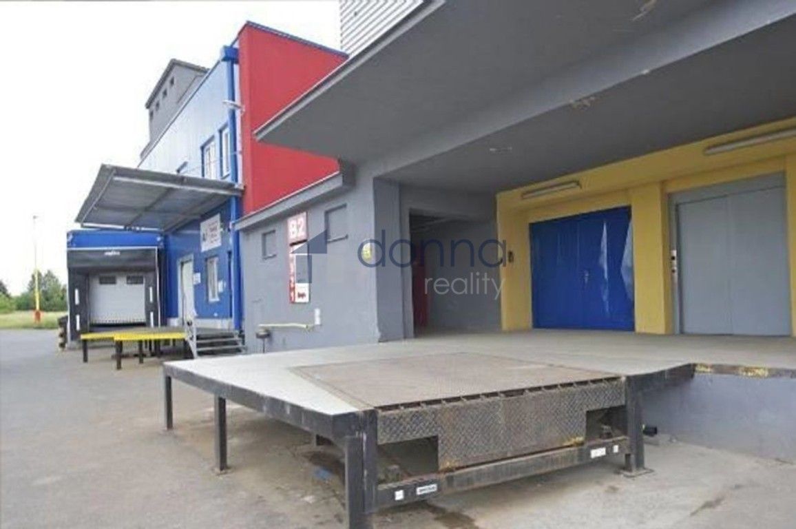 Pronájem sklad - Ve žlíbku, Praha Horní Počernice, 77 m² - 5