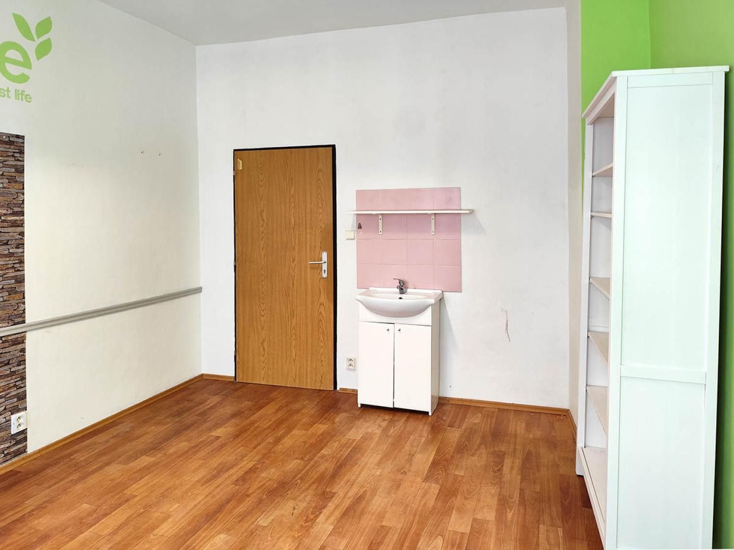 Kanceláře, Ostrožná 210, Opava, 20 m²