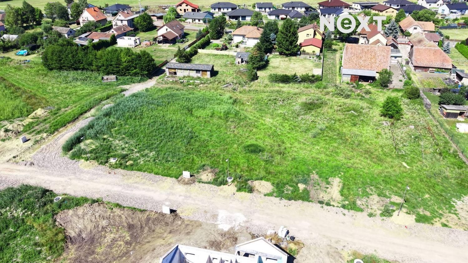 Pozemky pro bydlení, Strašov - 2