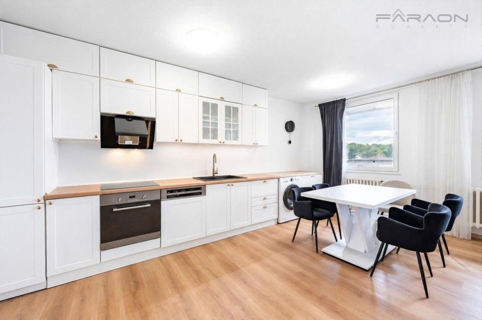 3+kk, Nevanova, Praha, 95 m² - 2