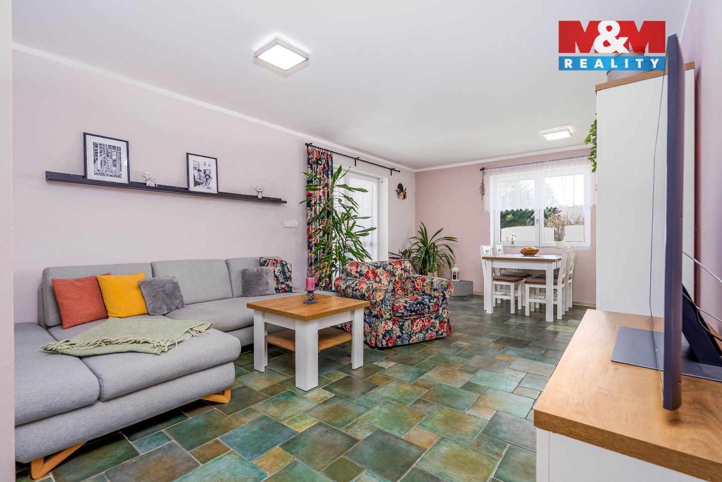 Rodinné domy, Járy Cimrmana, Chleby, 104 m² - 1