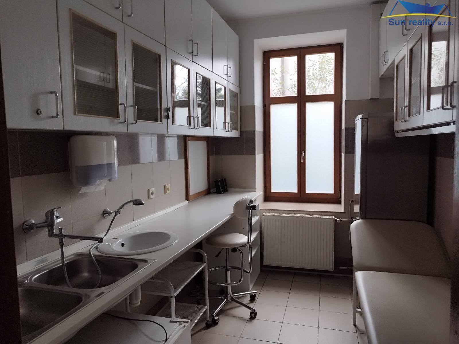 Ostatní, Dobrovského, Olomouc, 480 m²