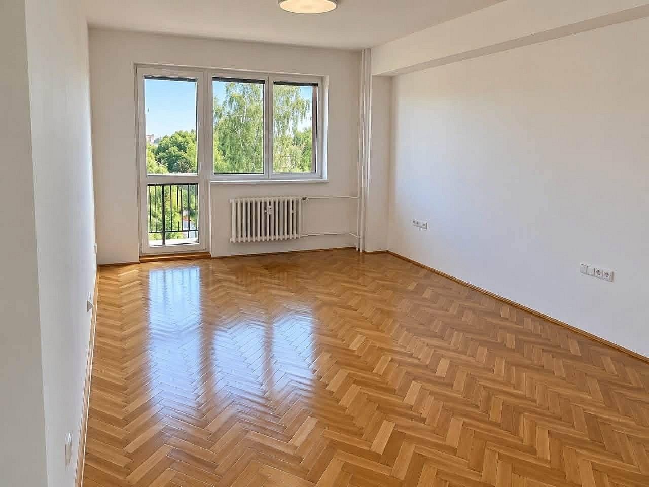 Byt 2+1 · 77 m² · Šenovská, Praha 8 - Ďáblice - 3