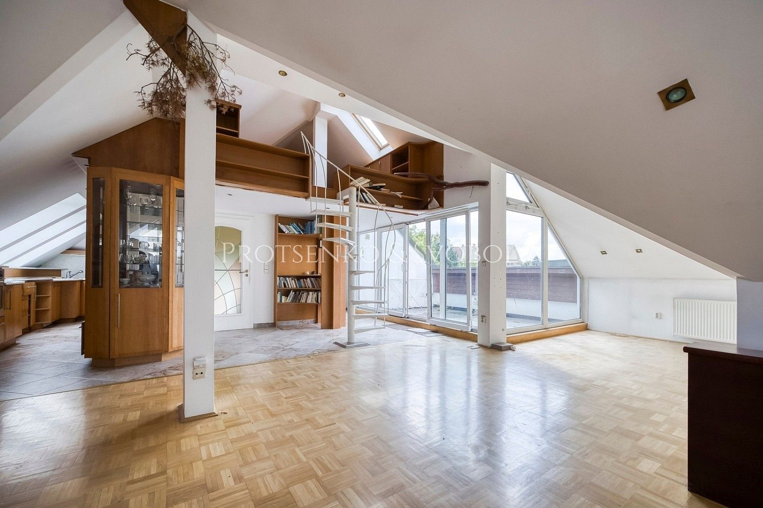 Rodinné domy, Bechyně, okres Tábor, Jihočeský kraj, 660 m² - 2