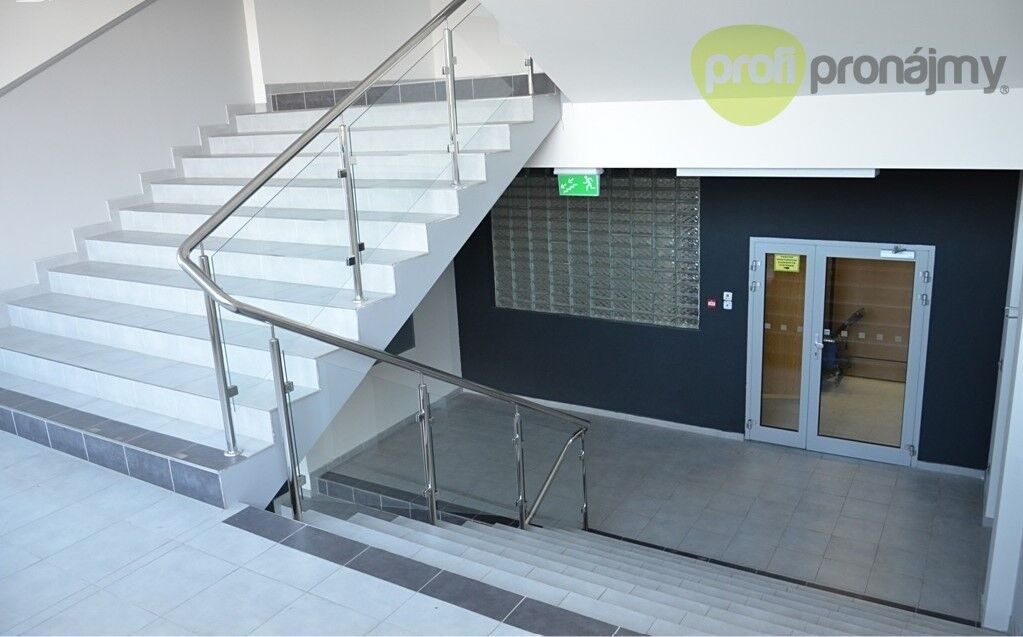 Sklady, Březnice, 760 01