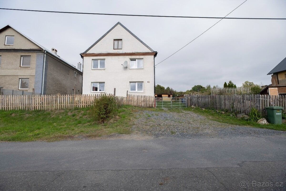 Prodej rodinný dům - Fulnek, 742 45