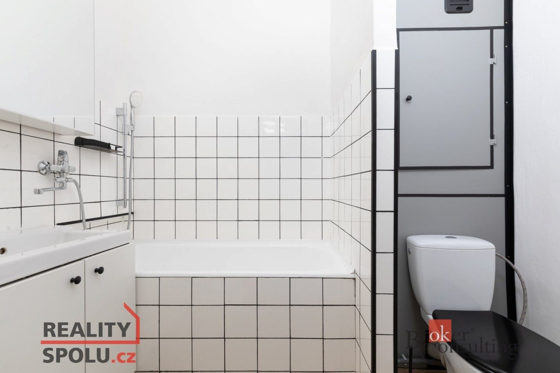 Pronájem byt 1+1 - Výškovická, Ostrava, 37 m²