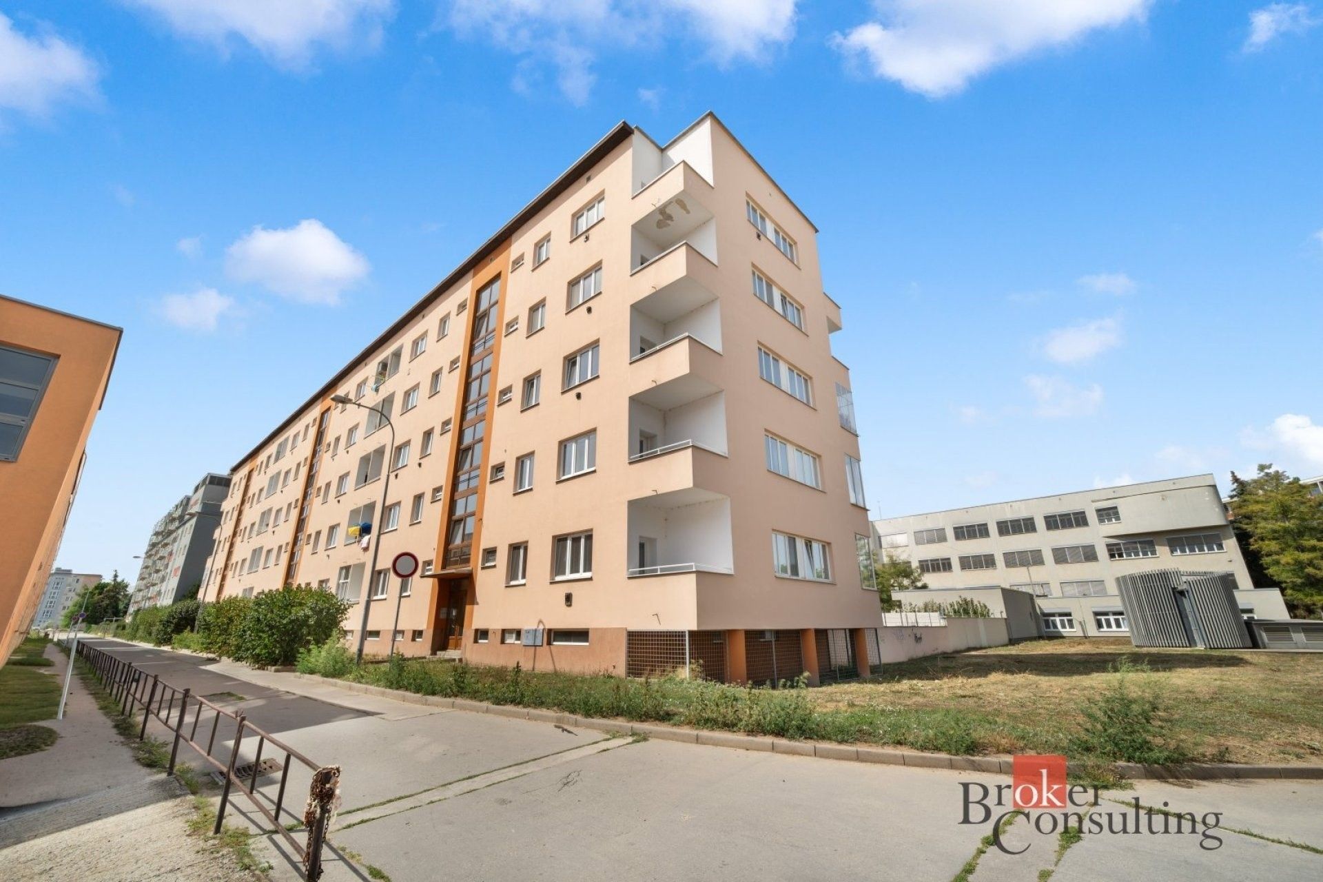 1+kk, Náplavka, Brno, 18 m² - 1