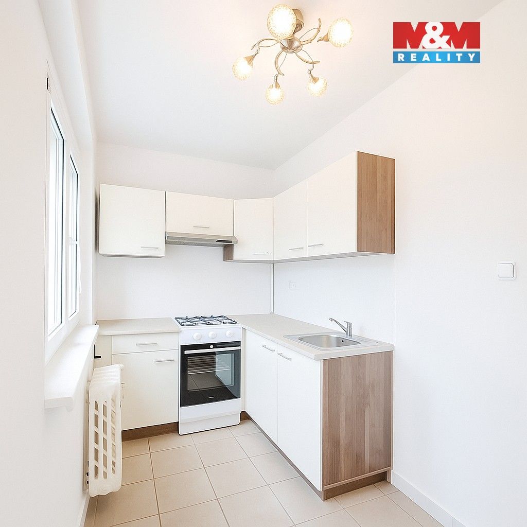 Pronájem byt 1+1 - Odborů, Ostrov, 33 m²