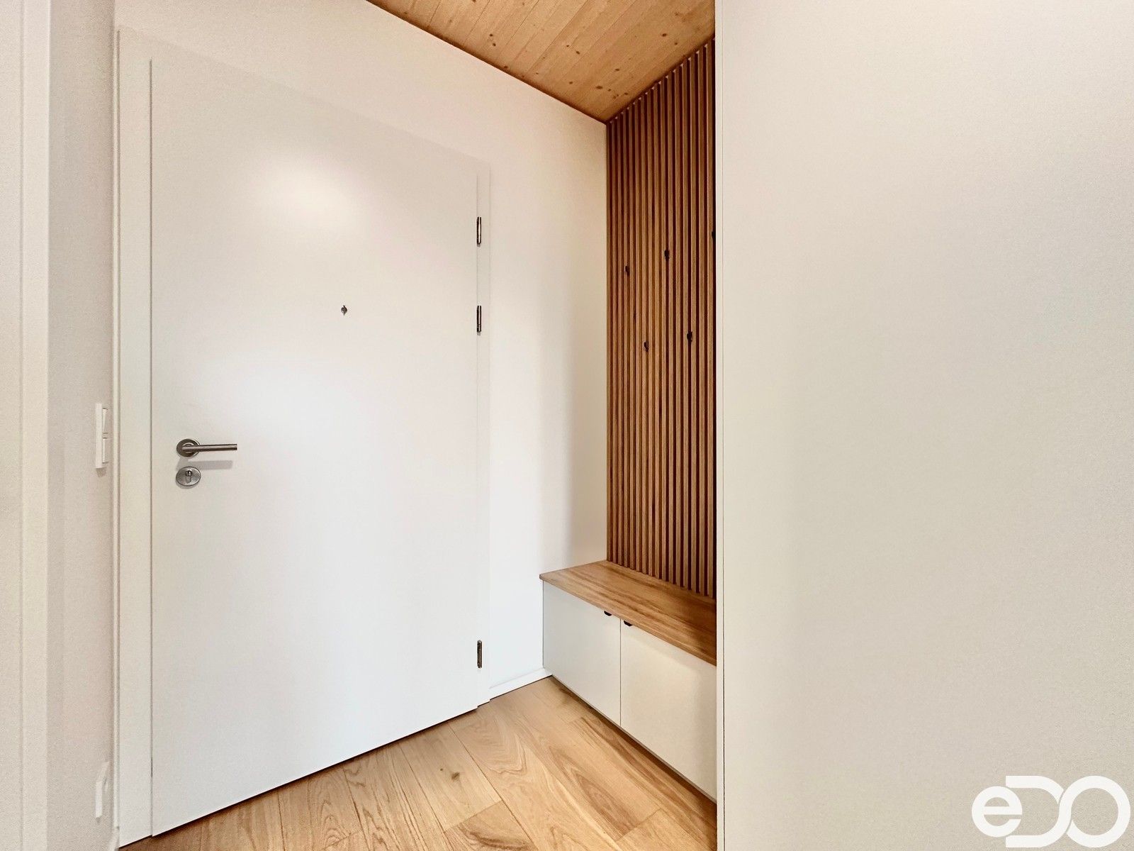 Pronájem byt 1+kk - Ujgurská, Praha, 41 m²