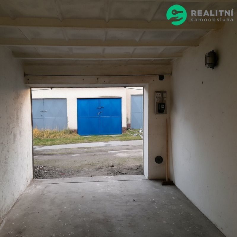 Prodej garáž - Lobezská, Plzeň, 18 m²