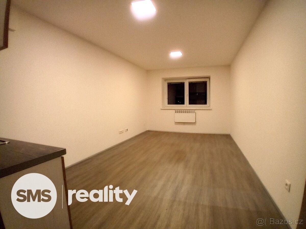 Pronájem byt - Opava, 746 01