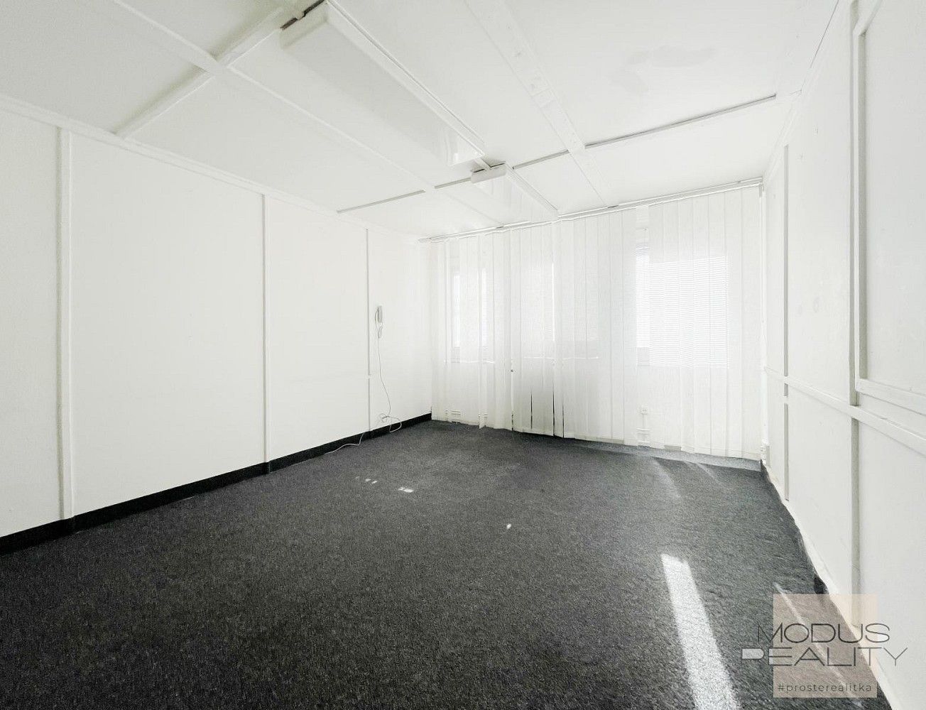 Pronájem kancelář - Perucká, Praha 2 - Vinohrady, 17 m² - 5