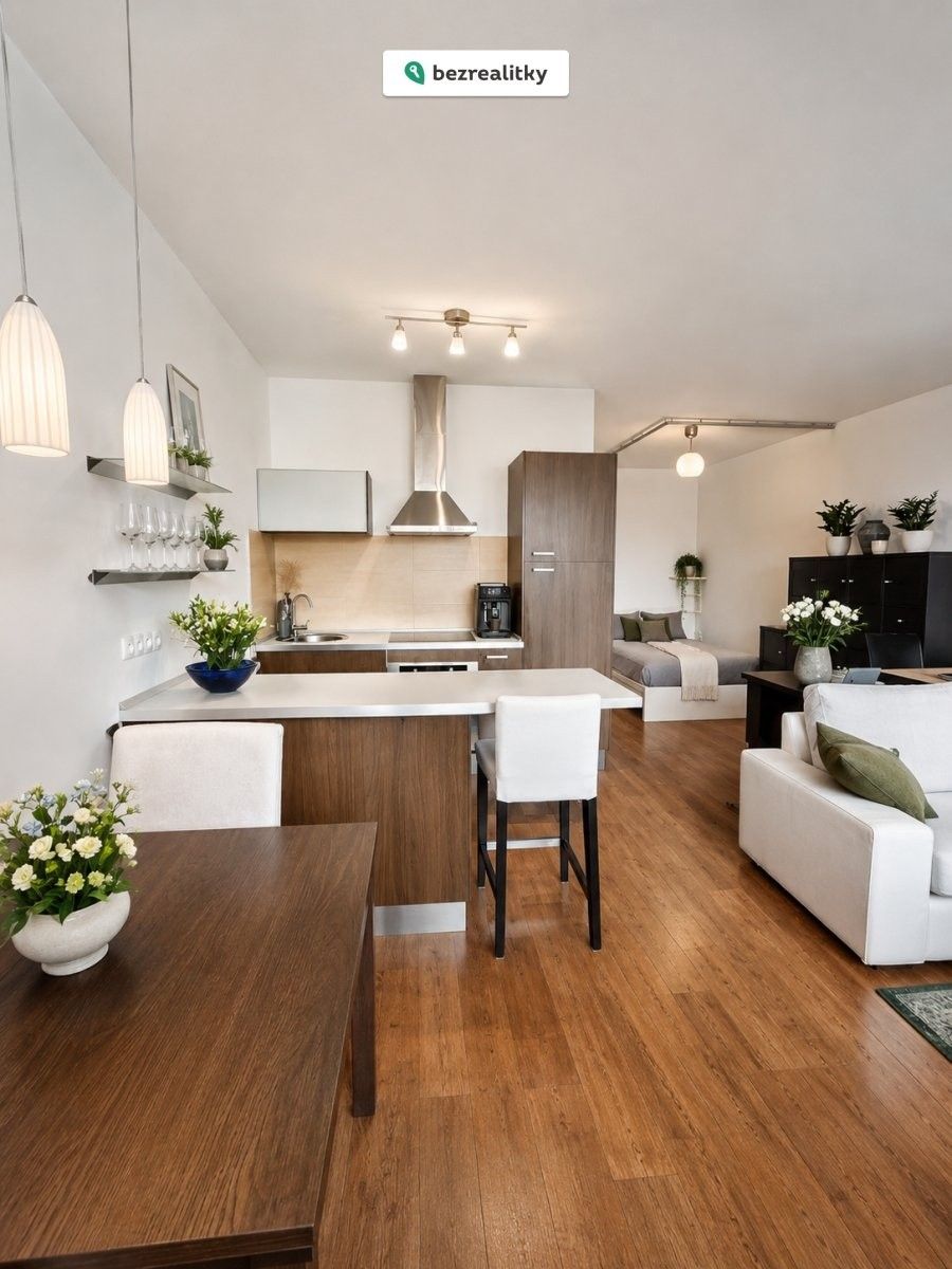 1+kk, Pískařská 2075, Praha Modřany, 45 m² - 1
