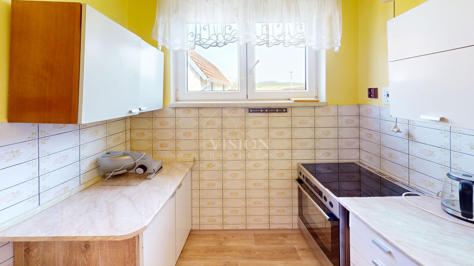 Prodej rodinný dům - Kučeř, 200 m² - 5