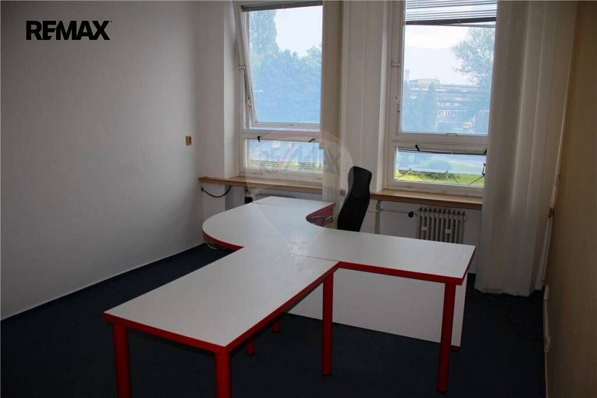 Kancelář, 19 m²