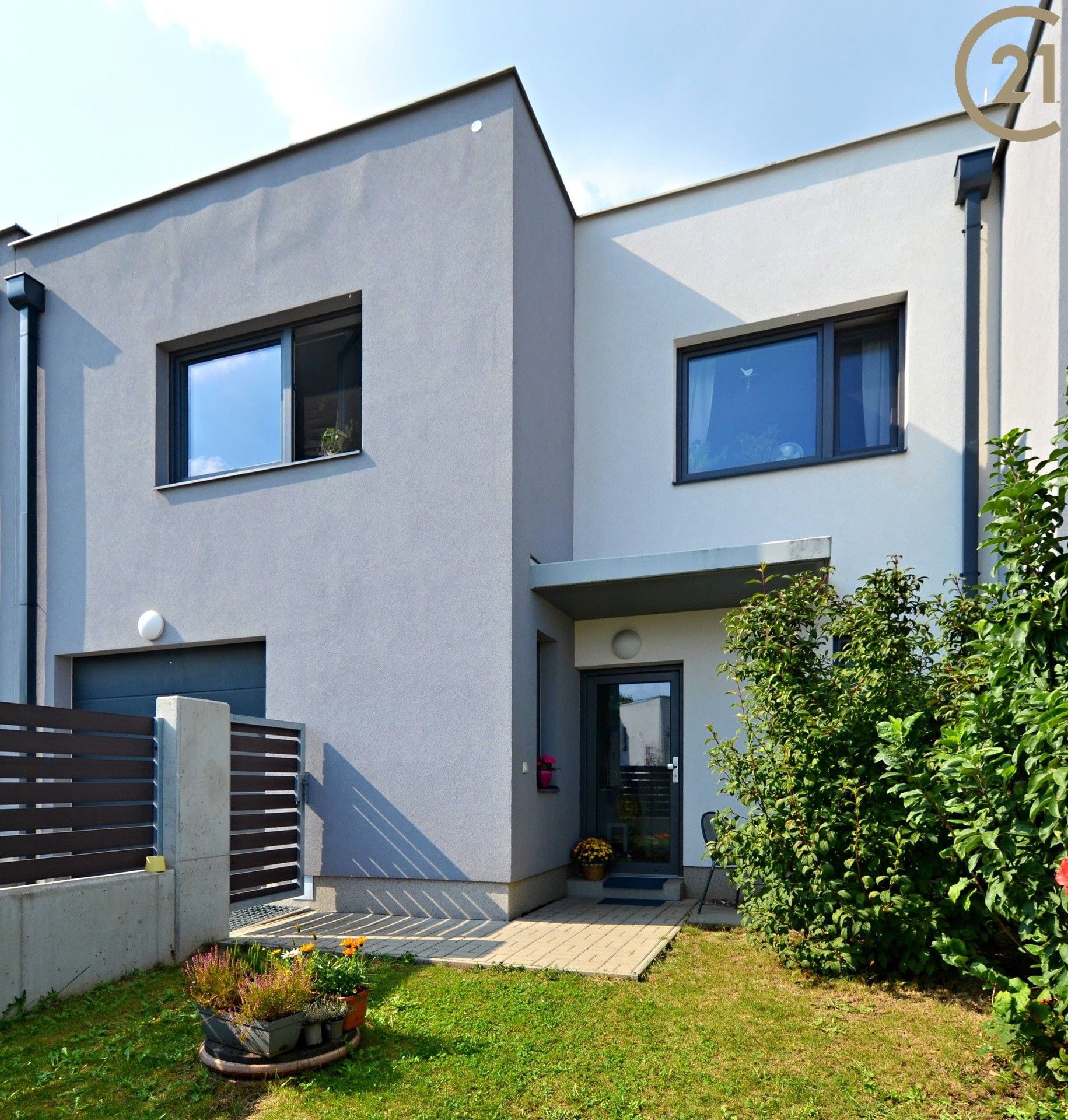 Prodej dům - Železná, Roztoky, 215 m²