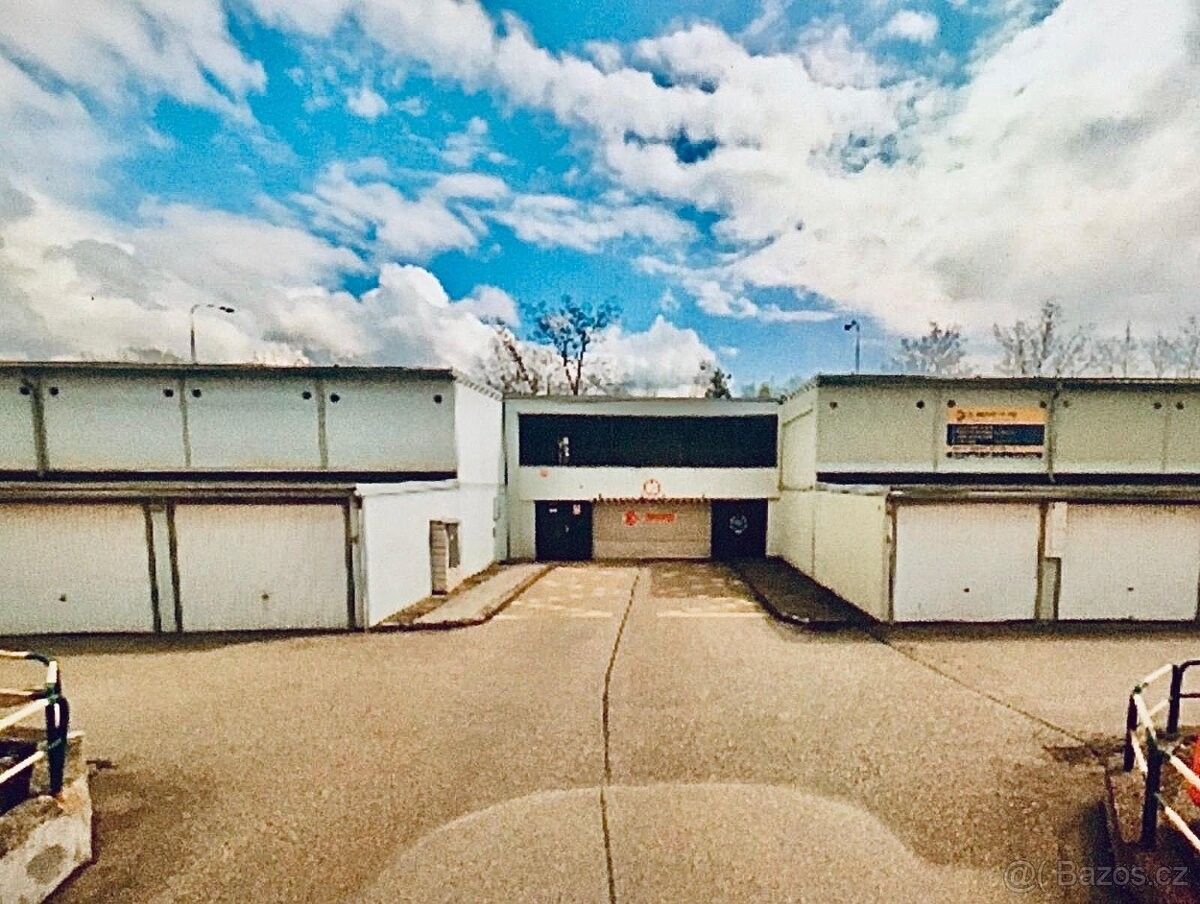 Garáže, České Budějovice, 370 01