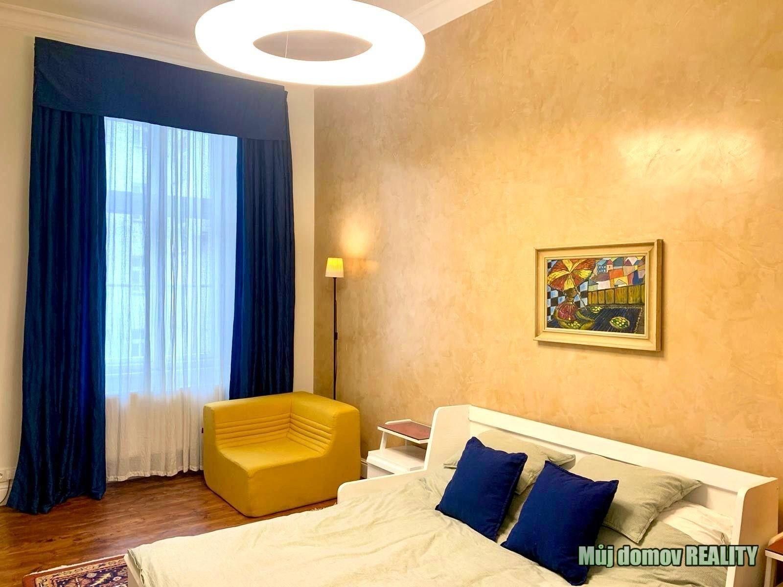 Byt 1+1 · 33 m² · Hálkova, Praha - 3
