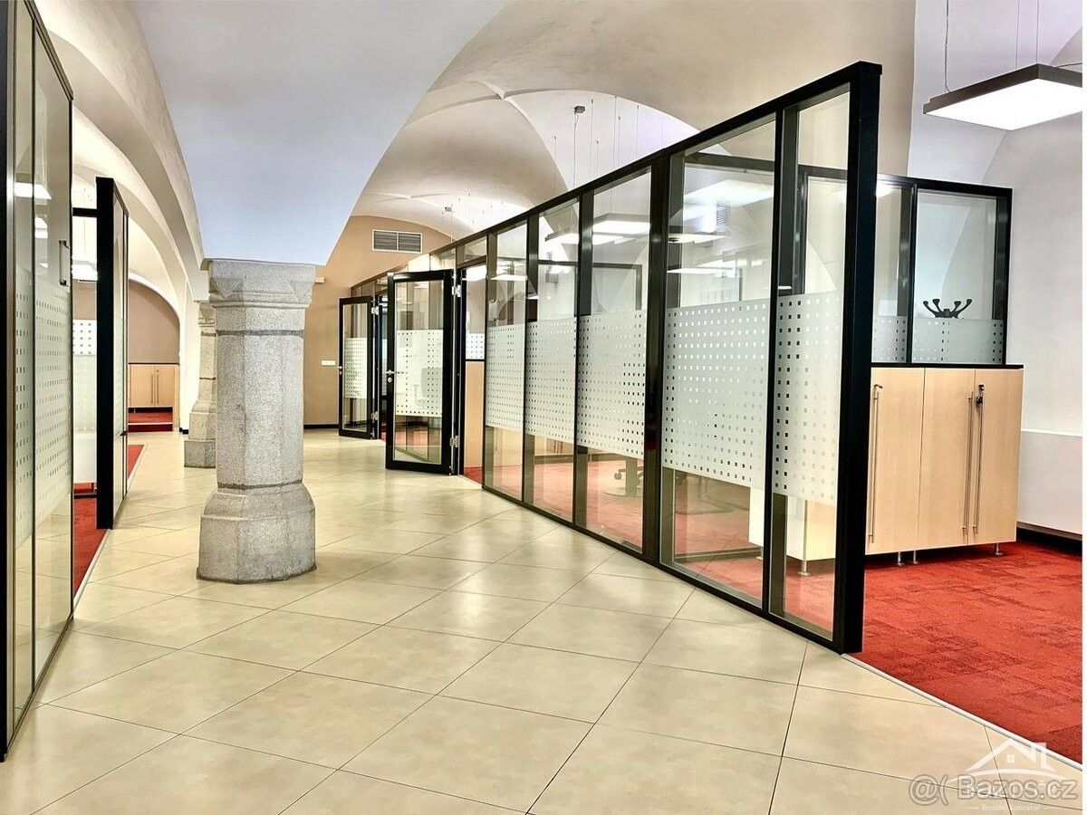 Kanceláře, Jihlava, 586 01, 234 m²