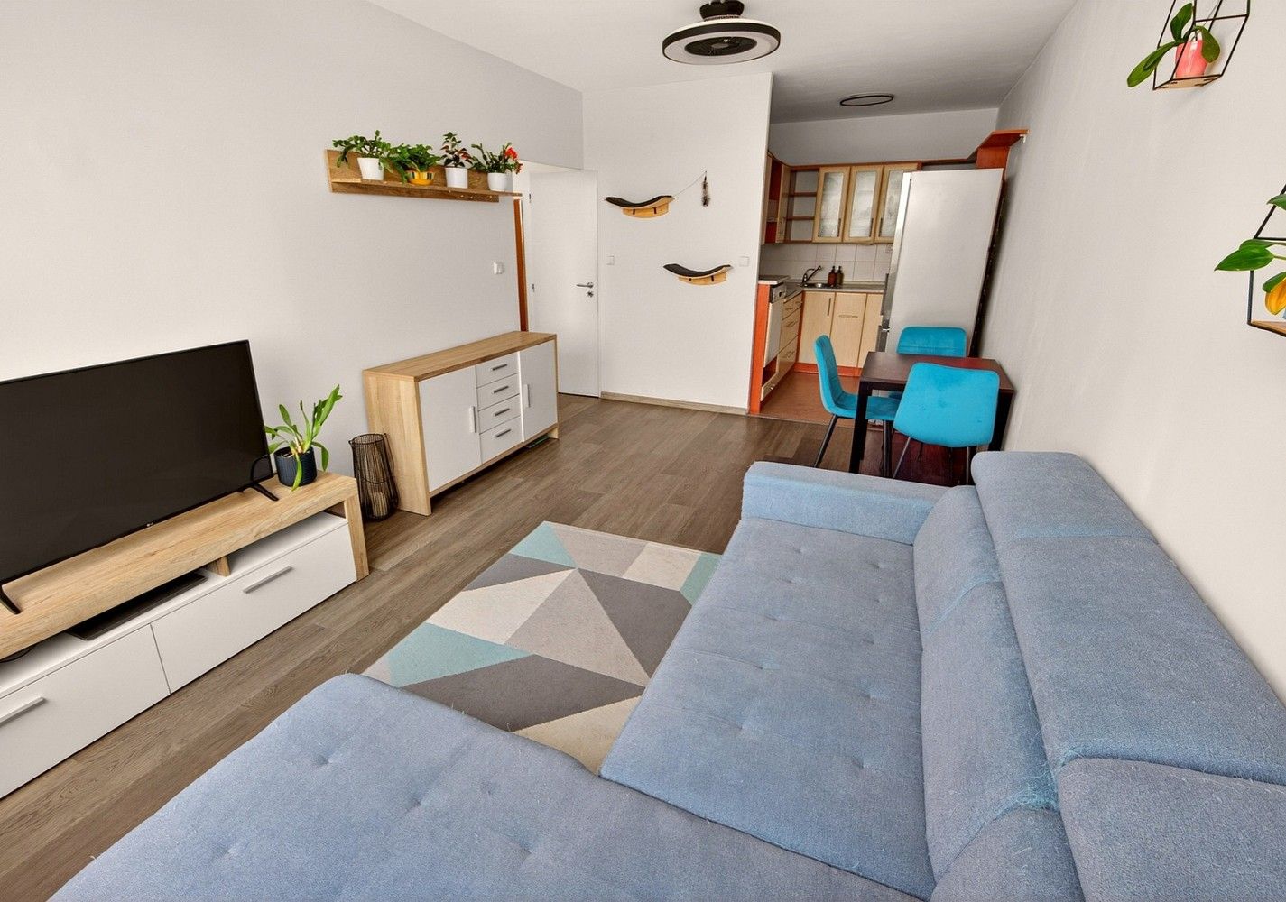Byt 2+kk · 44 m² · Praha - Horní Měcholupy, okres Praha 15, Hlavní město Praha - 2