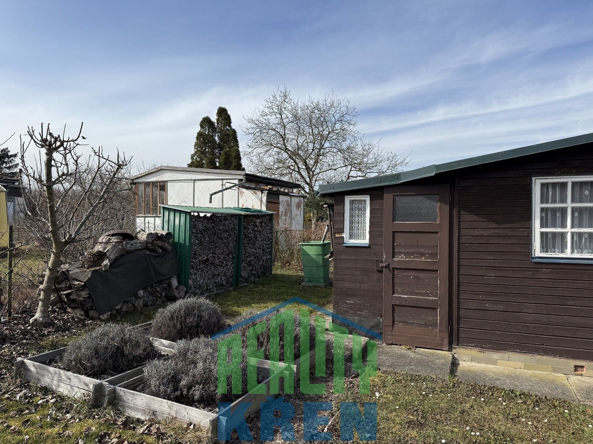 Pronájem chata - Na Pučálce, Praha, 20 m²