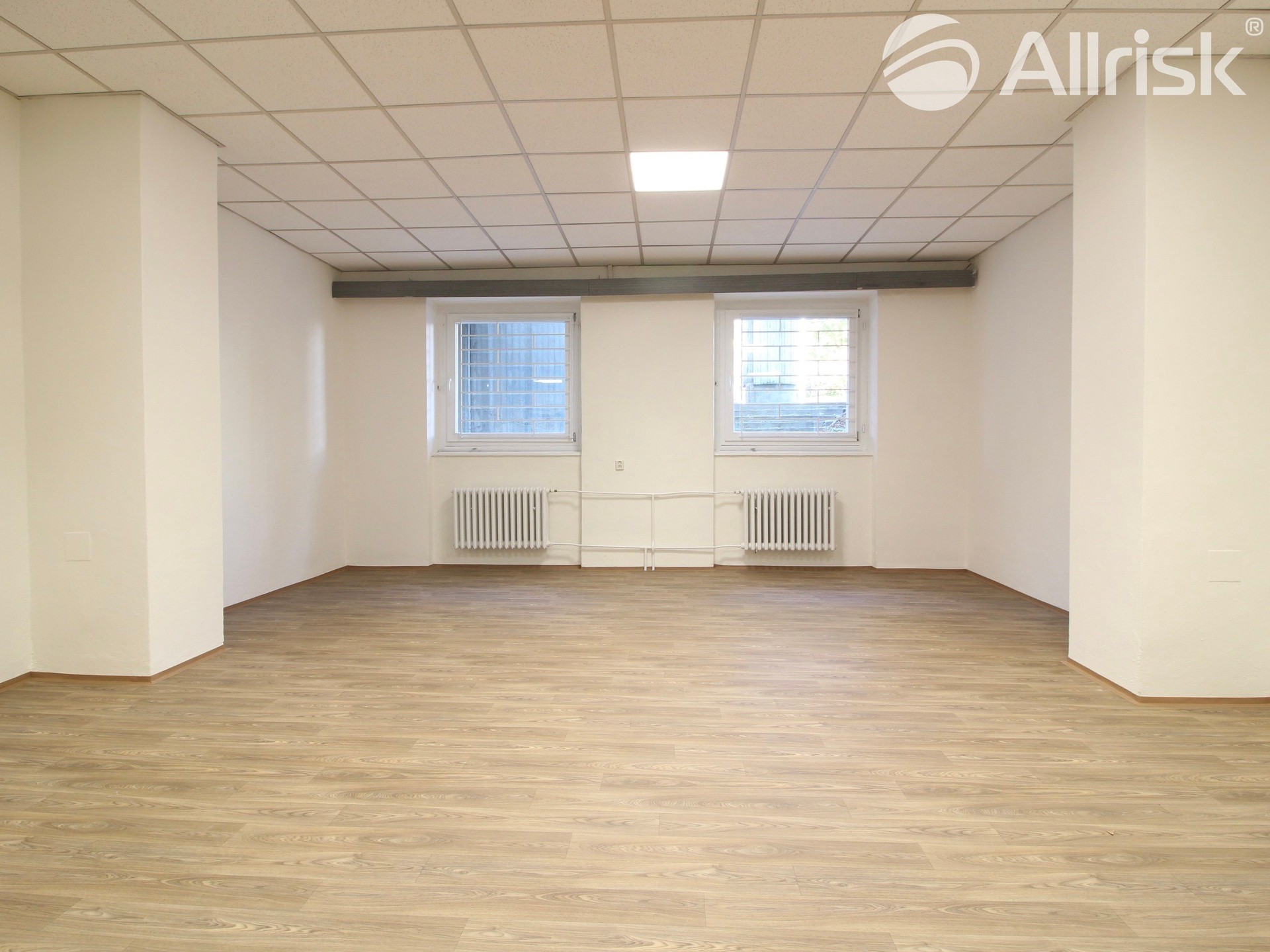 Obchodní prostory, 31 m²