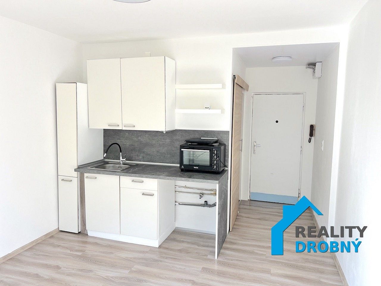 Prodej byt 1+kk - Děčín - Děčín III-Staré Město, Ústecký kraj, 19 m² - 2