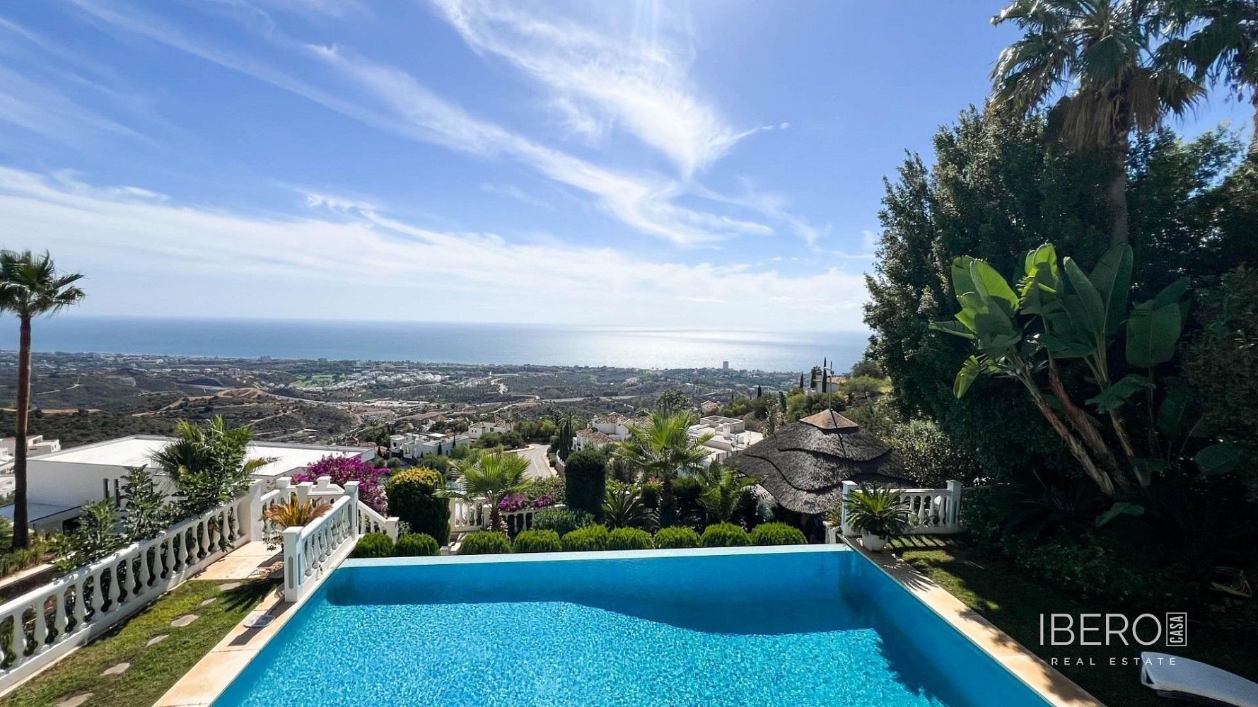 Prodej rodinný dům - Marbella, ES, 2 205 m² - 2