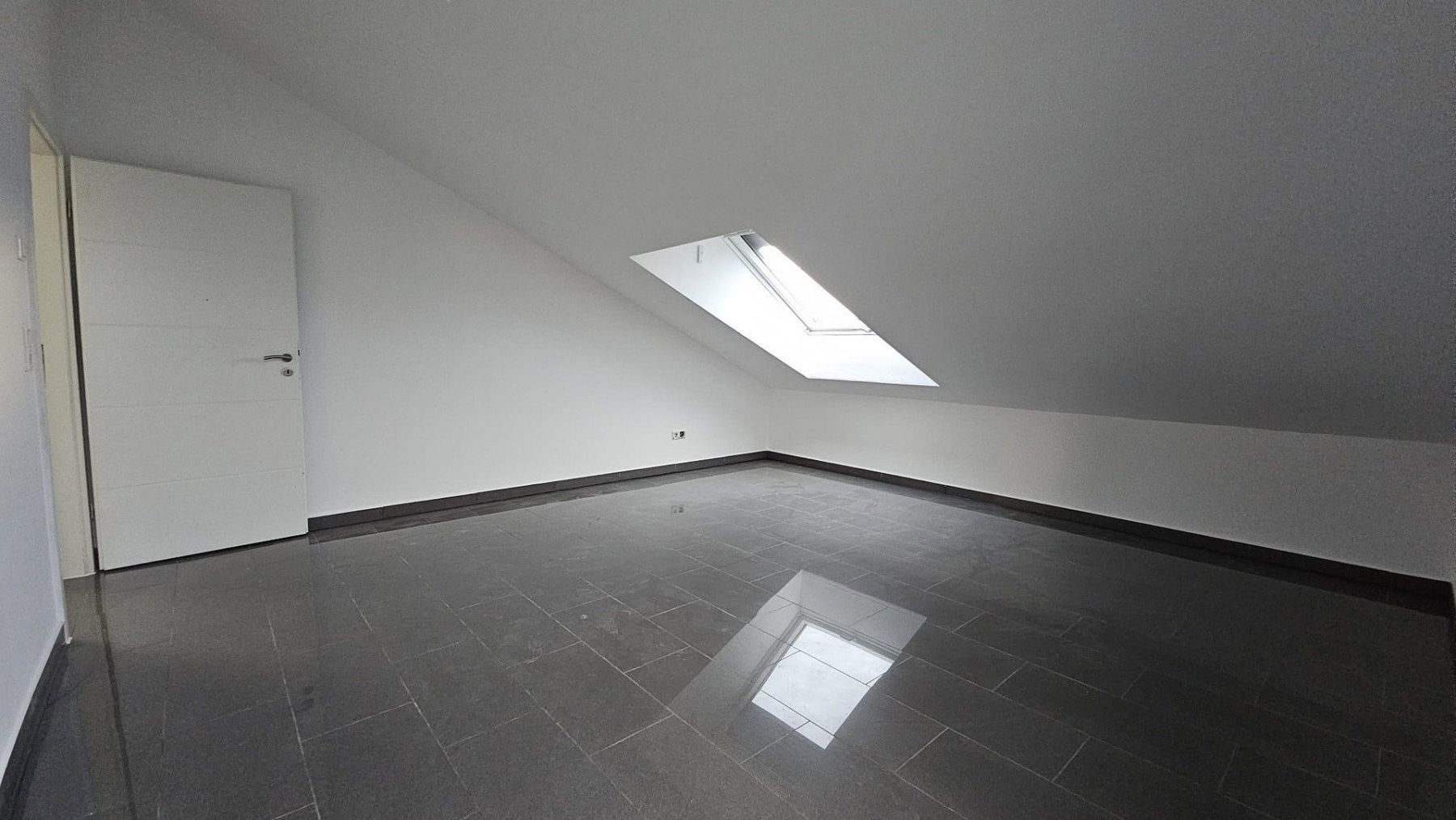 Byt 3+1 · 80 m² · , Hessen - 4