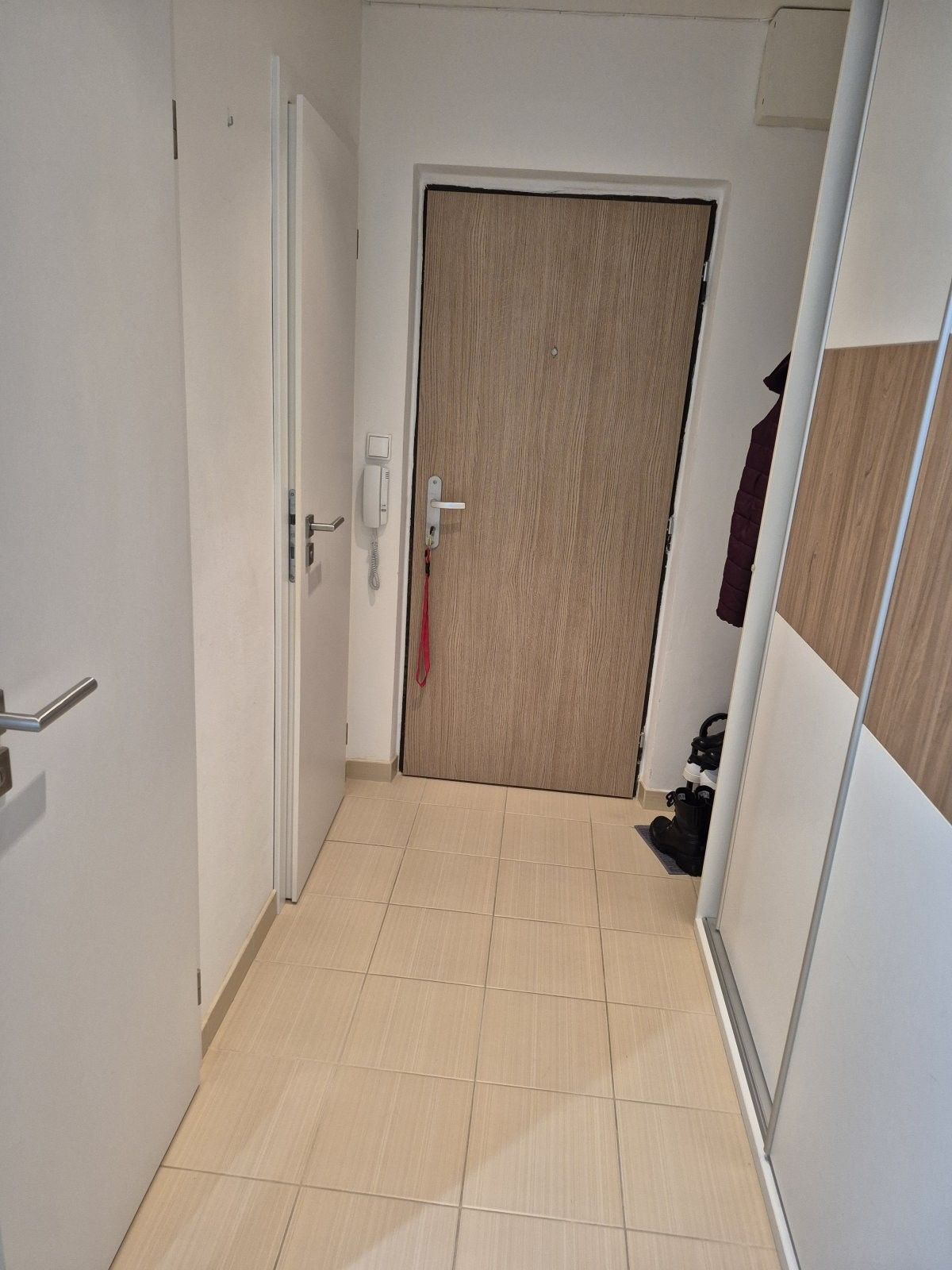 2+kk, Na růžovém poli, Kladno, 42 m²
