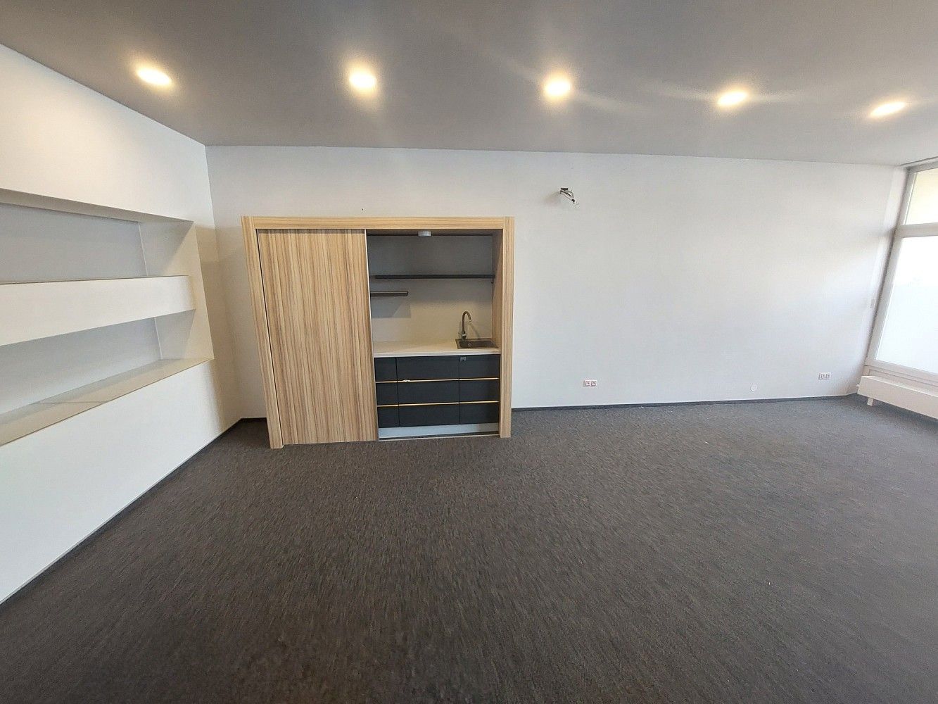 Obchodní prostory, Břeclav, Jihomoravský kraj, 45 m² - 2